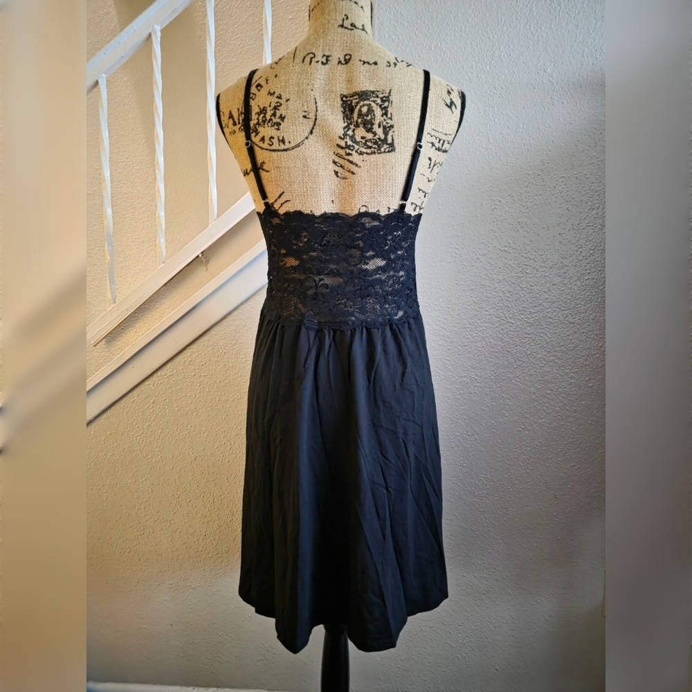 RARE Vintage Victoria's Secret Black Lace Slip Dress - Whimsigoth Coquette - Picture 3 of 4